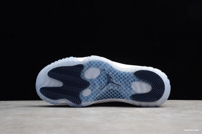HYPE Air 11 Navy Jordan Retro Midnight 378037-123 0821